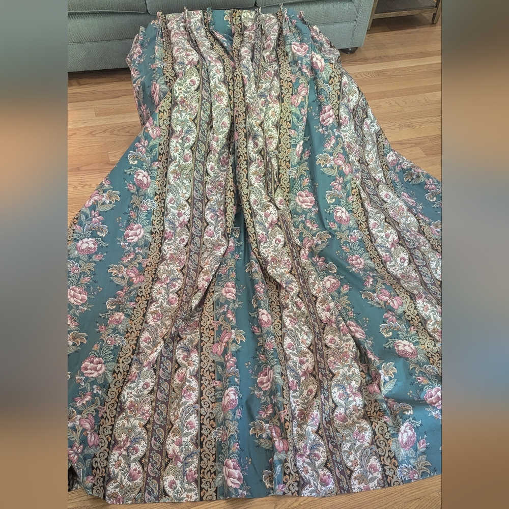 Vintage drapery from the 70s